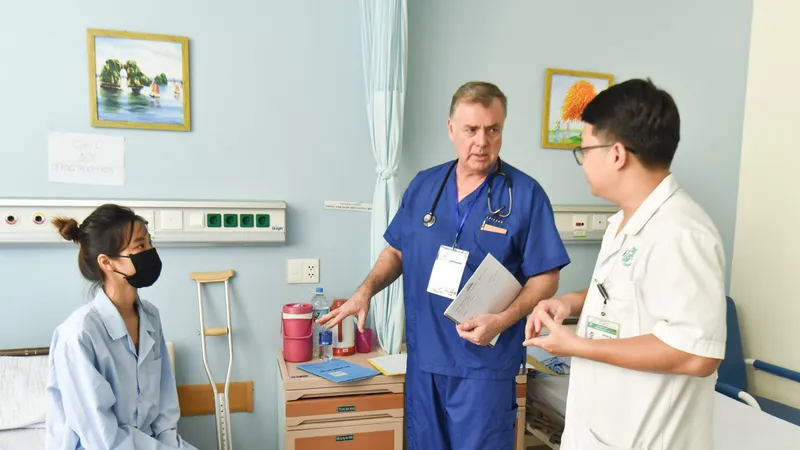 Cập nhật kiến thức mới về dự phòng, điều trị nhiễm trùng sau thay khớp nhân tạo