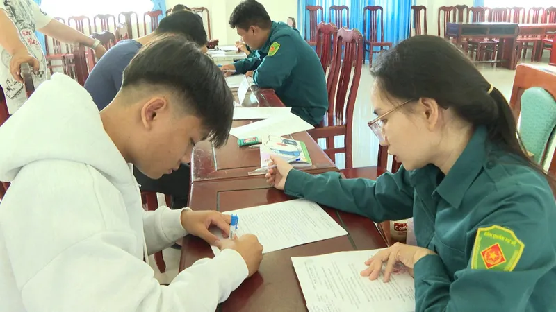 840 thanh niên xã Long Hải đăng ký nghĩa vụ quân sự lần đầu