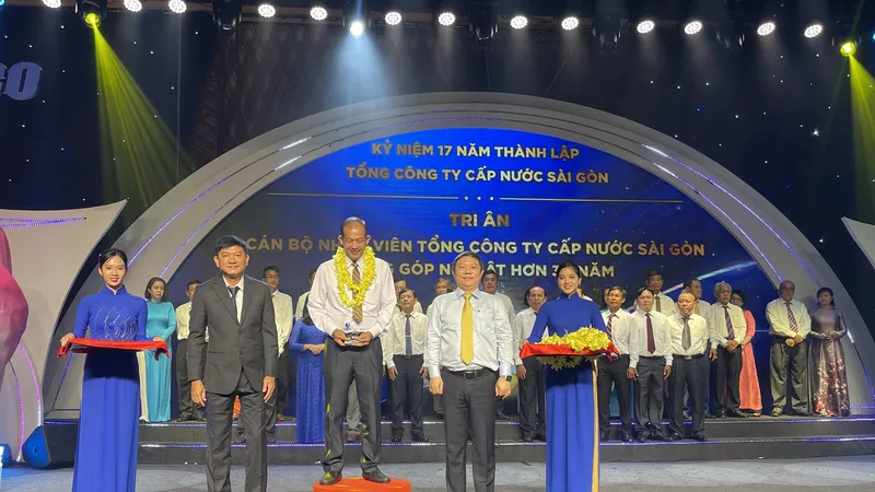 100% hộ dân TPHCM sử dụng nước sạch