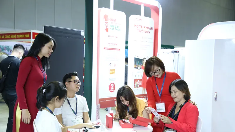 Ngân hàng số - Agribank Digital chinh phục khách hàng đam mê công nghệ