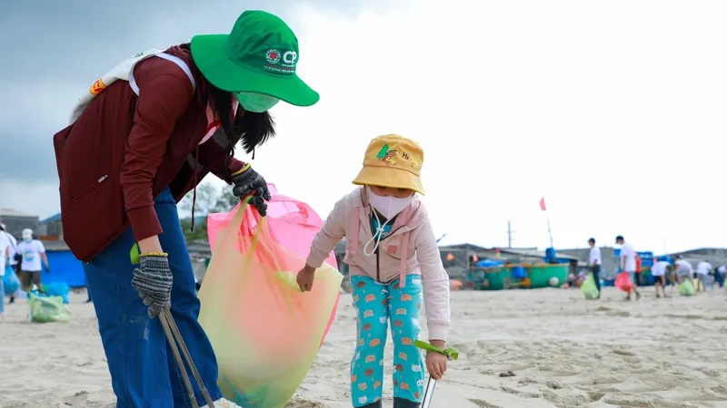 C.P. Việt Nam tham gia làm sạch bãi biển Bà Rịa - Vũng Tàu