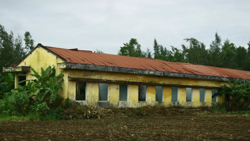 Khu tái định cư bỏ hoang