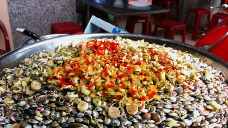 Tuổi thơ “ốc gạo” 