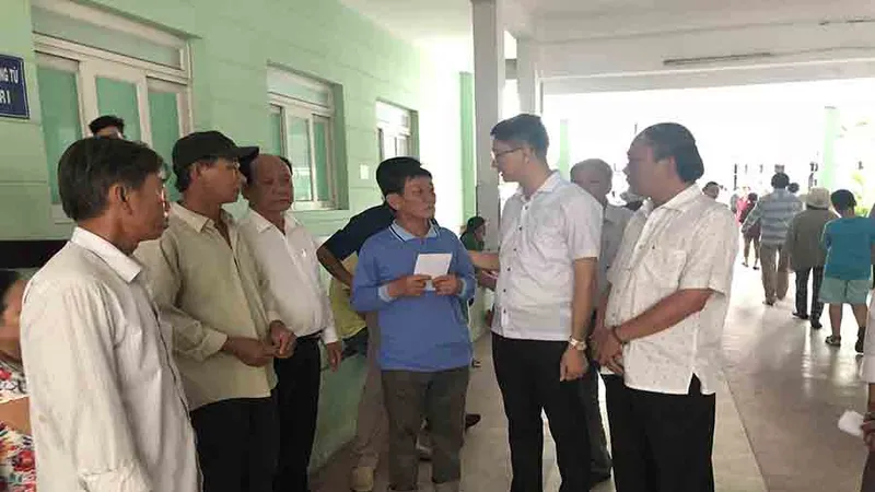 Vụ nổ tàu cá đảo Lý Sơn: Hỗ trợ các ngư dân gặp nạn