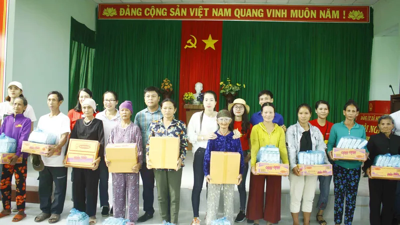 Chia sẻ “mùa đông không lạnh” với người dân vùng núi Quảng Ngãi