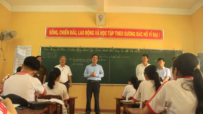 Quảng Ngãi: Kiểm tra công tác phòng dịch Covid-19 ở trường học