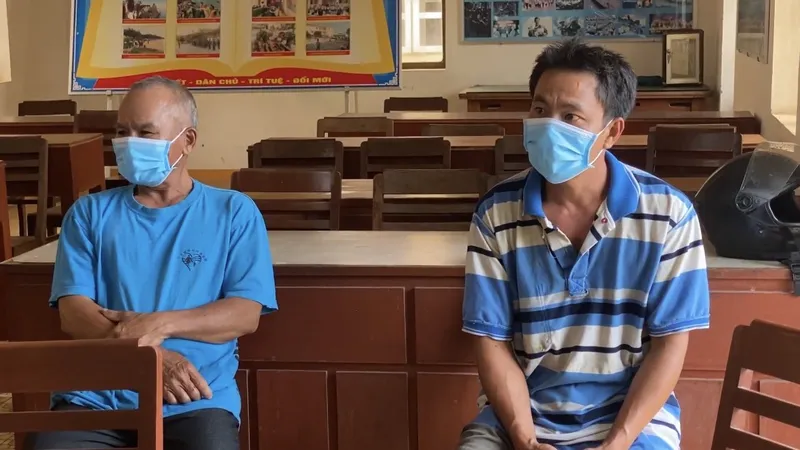 Quảng Ngãi: Cứu 2 ngư dân bị chìm tàu tại cảng biển Dung Quất