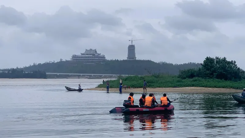 Quảng Ngãi: Một người chèo ghe đi thả lưới bị đuối nước tử vong