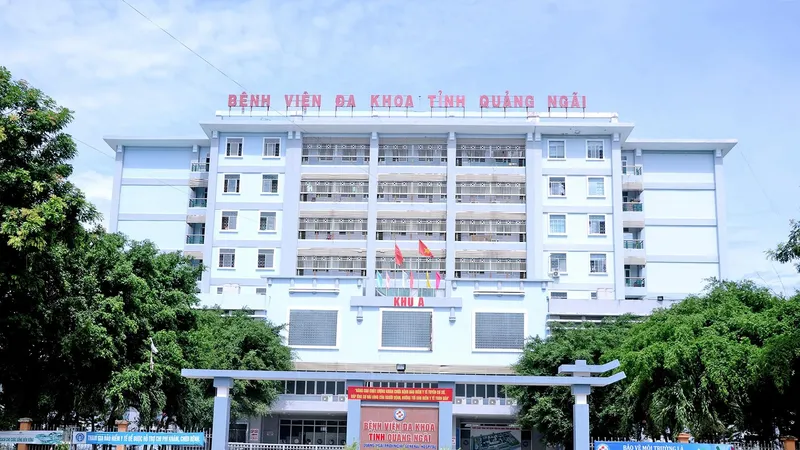 Quảng Ngãi: Xem xét đầu tư 350 tỷ đồng nâng cấp, mua sắm thiết bị y tế 