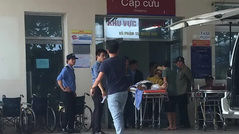 Quảng Ngãi: Nổ bình khí ga, 9 người bị thương