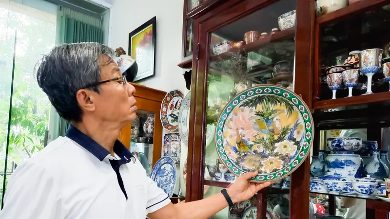 Ngày tết, gặp người sưu tầm gốm sứ Nhật Bản nhiều nhất tỉnh Quảng Ngãi