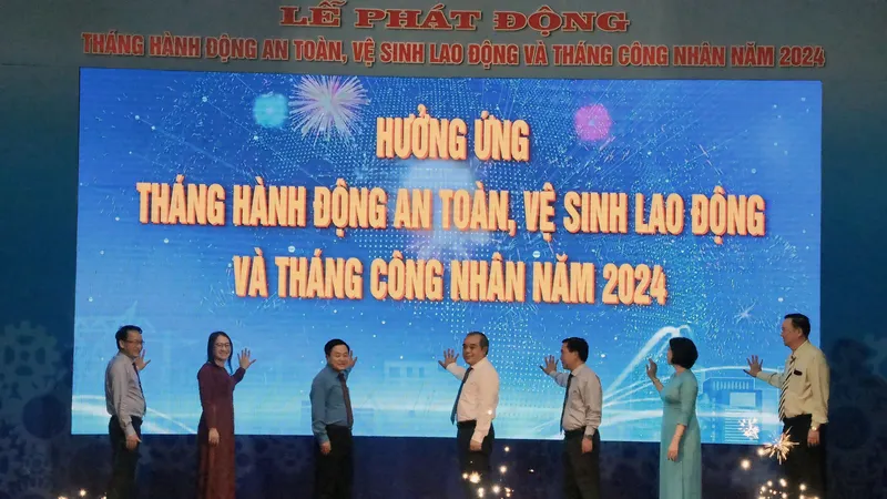 Quảng Ngãi: Phát động Tháng hành động về An toàn, vệ sinh lao động và Tháng Công nhân