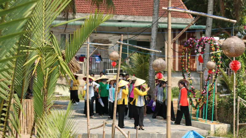 Nhiều địa điểm du lịch tại Quảng Ngãi thu hút khách dịp lễ 30-4, 1-5