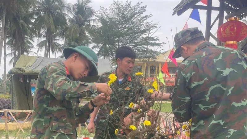 Tết của chiến sĩ gắn kết tình đồng chí, đồng đội