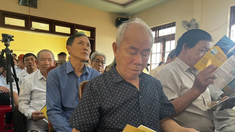 Bộ Tư lệnh Vùng Cảnh sát biển 2 tổ chức chương trình “Cảnh sát biển đồng hành với ngư dân” tại Quảng Ngãi