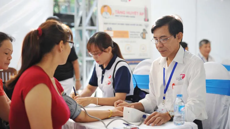 Hơn 700 người tham gia sự kiện hành động sớm vì trái tim khỏe