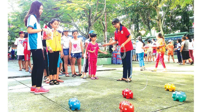 Hè của trẻ em ngoại thành