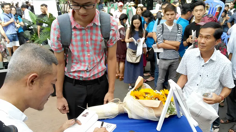 Hội nhà văn và chuyện hỗ trợ sáng tác, xuất bản