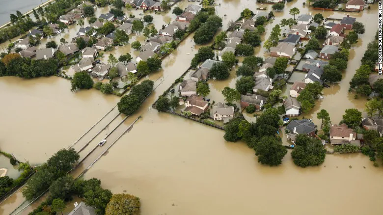 Siêu bão Harvey trút xuống Texas 34.000 tỷ lít nước ​