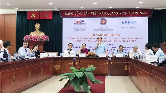 Ai nên lắng nghe phản biện của doanh nghiệp?