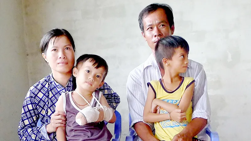 Cả nhà bệnh nặng