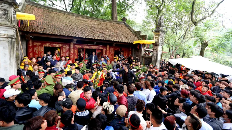 Mùa lễ hội 2018: Dẹp bỏ hình ảnh xấu xí 