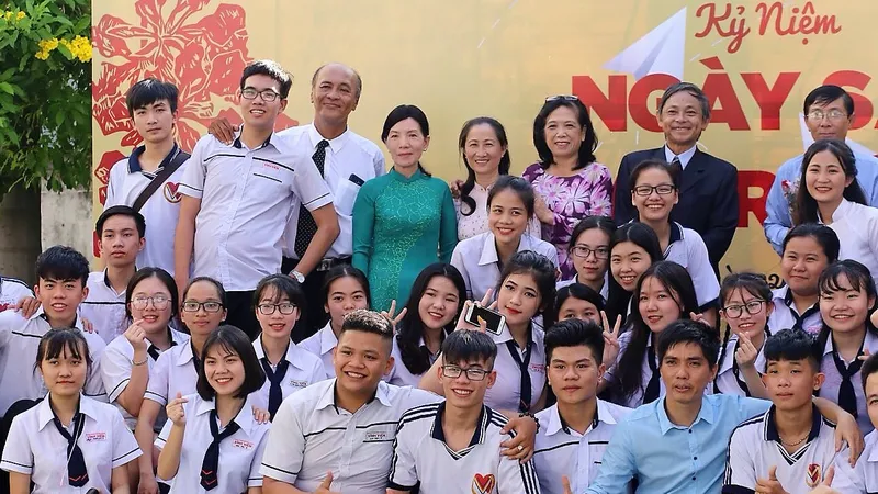 Trường THPT Vĩnh Viễn: Xây dựng môi trường sư phạm tiên tiến, hiện đại