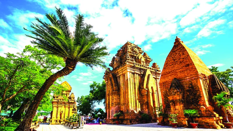 Benthanh Tourist khuyến mãi tour Đà Lạt, Nha Trang