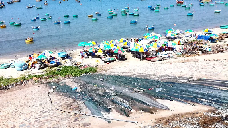 Ngán ngẩm “thủ đô resort”