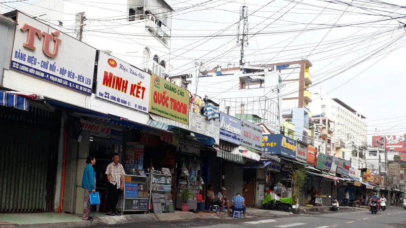 Lòng đường bị “mượn tạm” suốt 26 năm 
