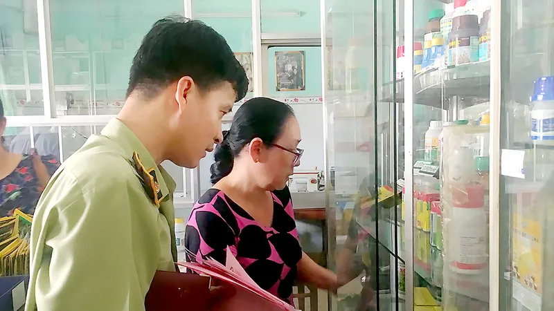Phân bón giá cao do khâu… khảo nghiệm