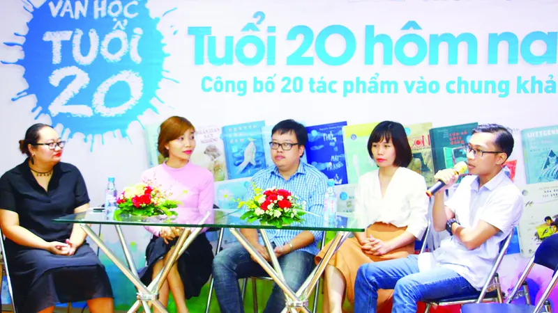Văn học trẻ: Nỗ lực làm chủ văn đàn ​ ​
