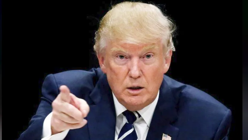 Tổng thống Mỹ Donald Trump dọa đóng cửa chính phủ 