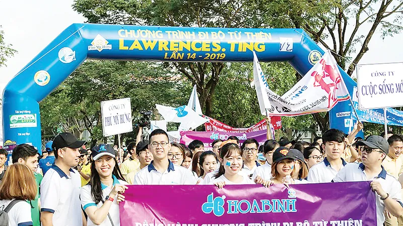 Công ty CP Tập đoàn Xây dựng Hòa Bình đồng hành đi bộ từ thiện Lawrence S. Ting lần thứ 14-2019