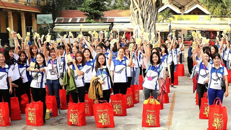 Lan tỏa mùa xuân yêu thương