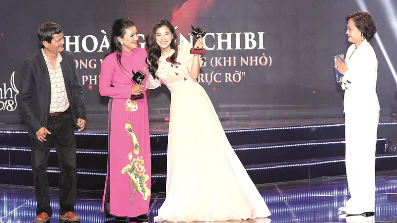 “Cánh diều” vẫn không thể cất cánh
