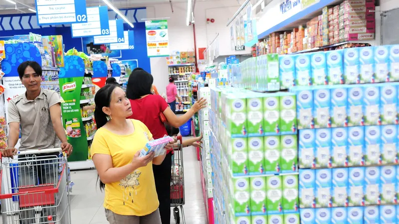 Bán lẻ liên tục làm mới mình