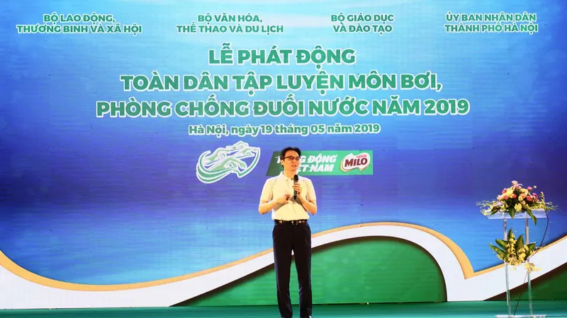 Phó Thủ tướng Vũ Đức Đam: Biết bơi chưa đủ mà mỗi người phải được trang bị kỹ năng ứng phó, xử lý để cứu người bị đuối nước