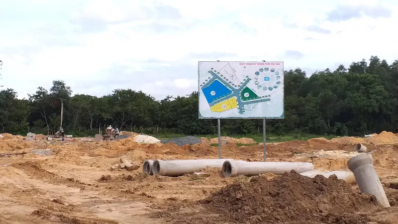 Dự án chưa hoàn tất thủ tục pháp lý đang rao bán (ấp Thanh Bình, xã Lộc An, huyện Long Thành). Ảnh: NÔNG NGÂN