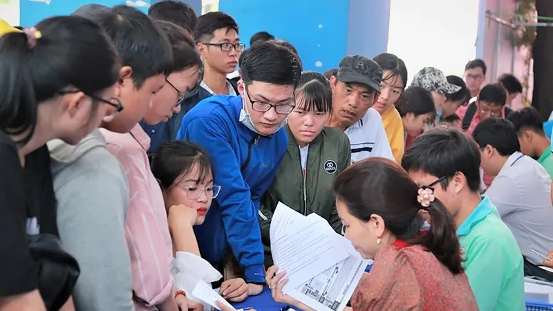 Chuyện lạ mùa tuyển sinh