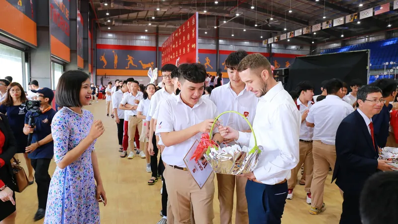 Gần 15.000 học sinh hệ thống giáo dục Nguyễn Hoàng cùng đón năm học mới 2019-2020