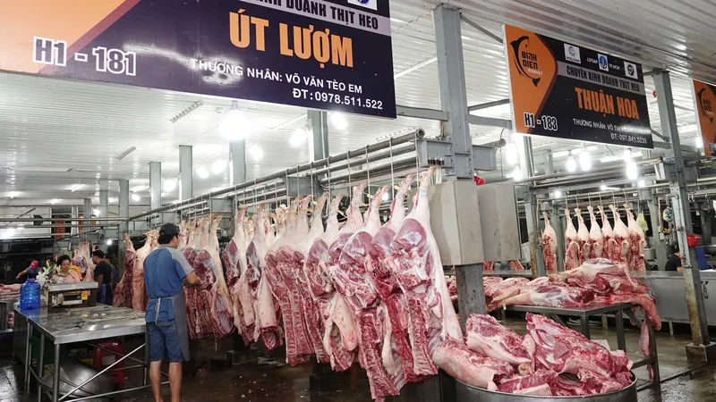 Không có chuyện đóng cửa Chợ đầu mối Bình Điền