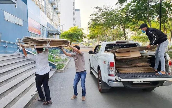 Chung tay hỗ trợ khu cách ly KTX ĐH Quốc gia TPHCM