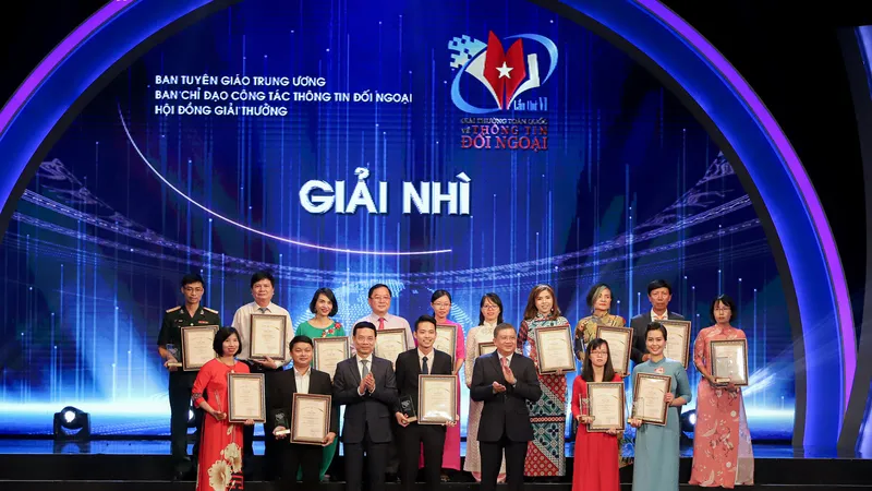 Trao Giải thưởng toàn quốc về thông tin đối ngoại lần thứ VI