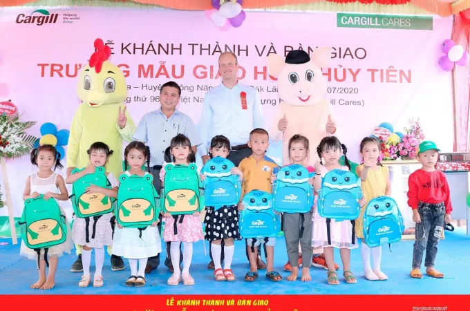 96 trường vùng nông thôn được Cargill VN xây dựng và bàn giao tại 50 tỉnh 