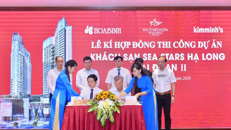 Lễ ký kết hợp đồng thi công dự án giữa 2 công ty