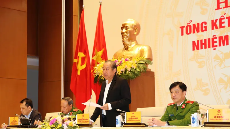 Phó Thủ tướng Trương Hòa Bình chủ trì và phát biểu chỉ đạo tại hội nghị. Ảnh: VGP