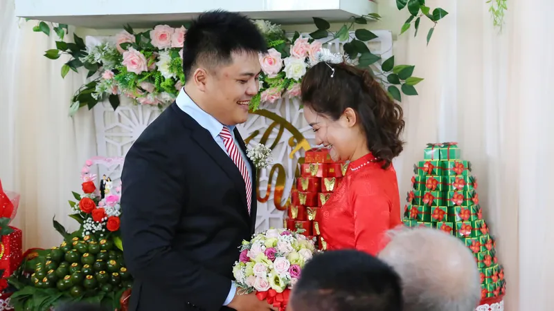 Yêu nhau qua… app