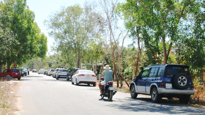 Thổi giá đất gần dự án sân bay Phan Thiết