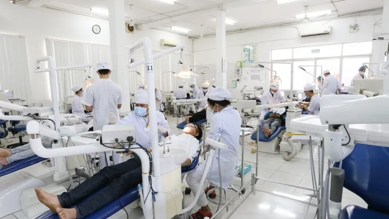 Nhu cầu việc làm khối ngành sức khỏe tăng mạnh sau đại dịch Covid-19